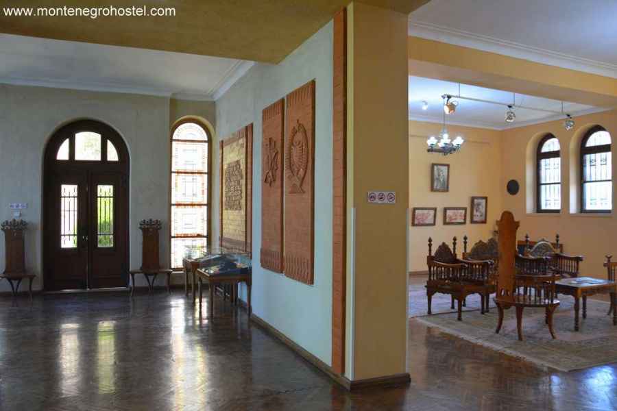 paintings, films, coats of arms and books dedicated to Skanderbeg