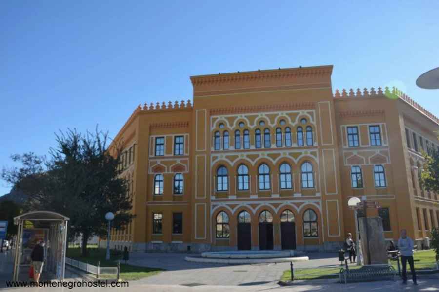 Gimnazija Mostar JPG