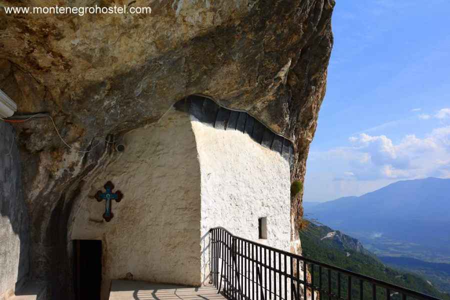 The Church of Holy Cross 