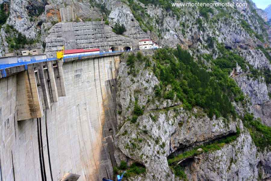 Mratinje Dam in Piva Canyon