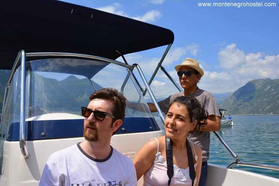 Speed boat tour with MH Travel