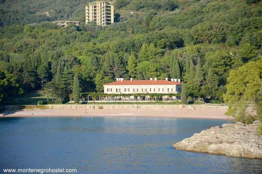 Villa Milocer and King