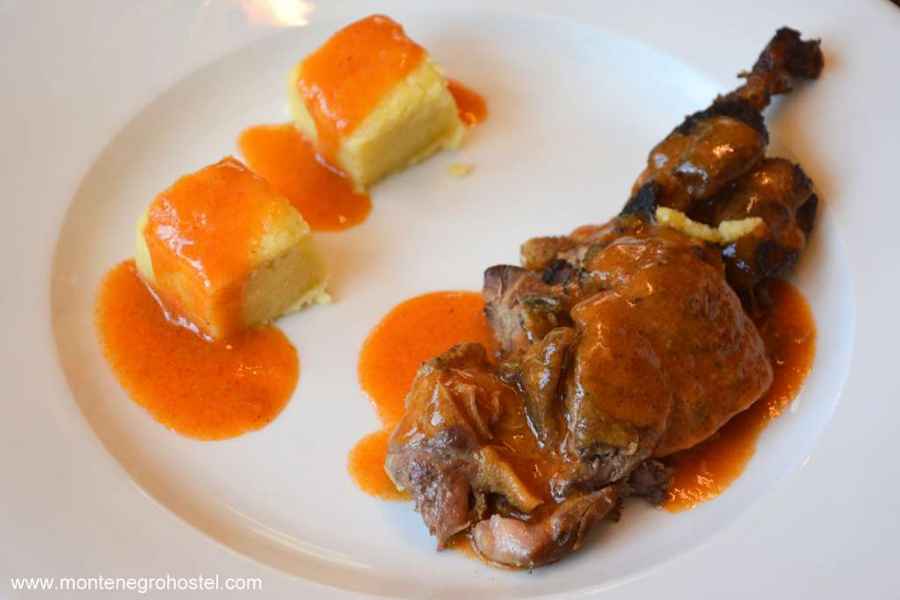 duck with medlar sauce