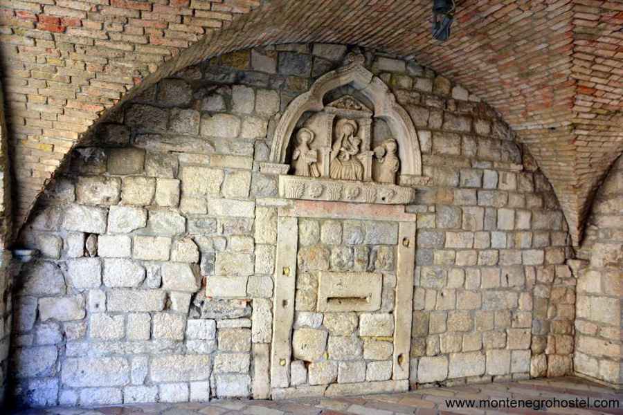 The entrance of the Sea Gate