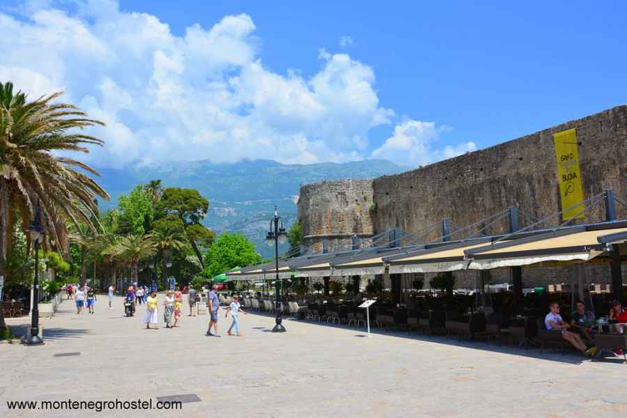 The main entrance-Land Gate