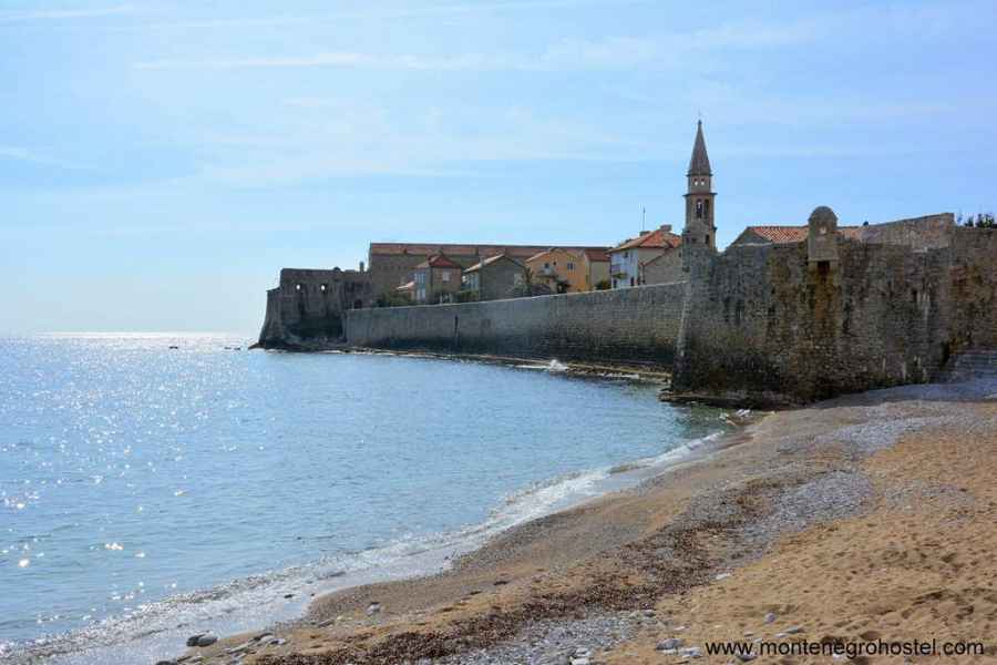 Pizana Beach is 100 meters far away from the hostel