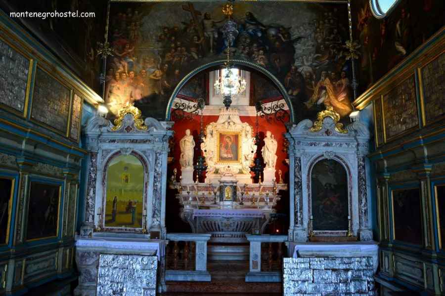 The altar in the church Lady of the Rocks